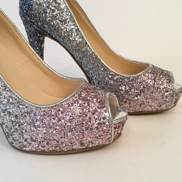 Marc Fisher “Harpley” Glitter Peep Toe Platform Pump - Picture 2 of 10